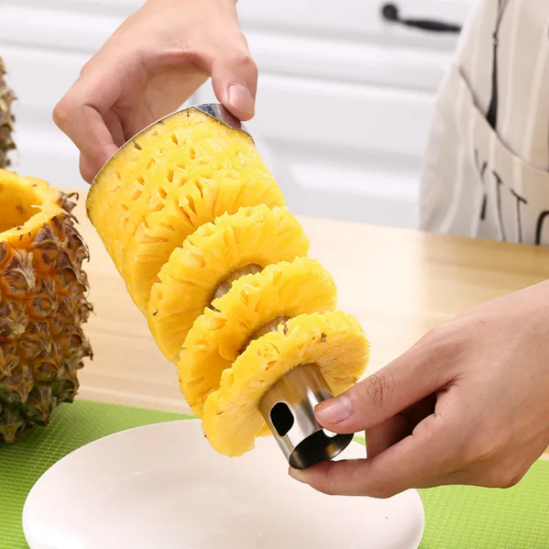 Tagliapineapple e sgusciatore  - Pineapple Corer Slicer recensione e prezzo