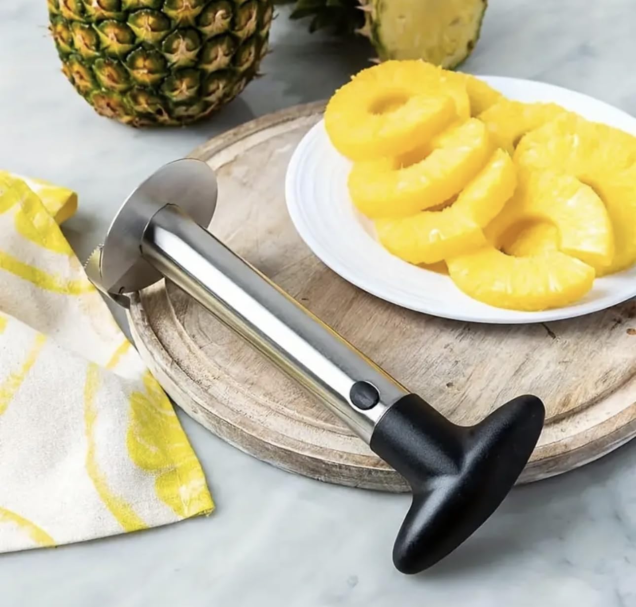 Tagliapineapple e sgusciatore  - Pineapple Corer Slicer recensione e prezzo